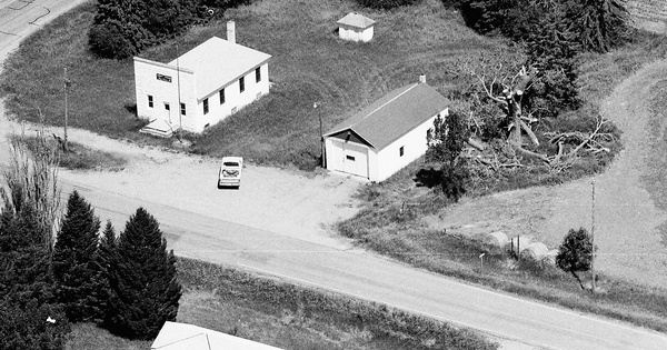 Vintage Aerial photo from 1990 in Lincoln County, SD