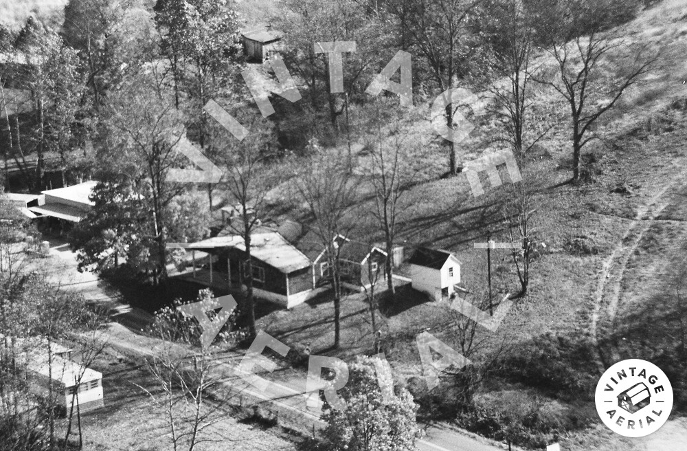 Vintage Aerial Kentucky Lawrence County 1982 29WLAW24