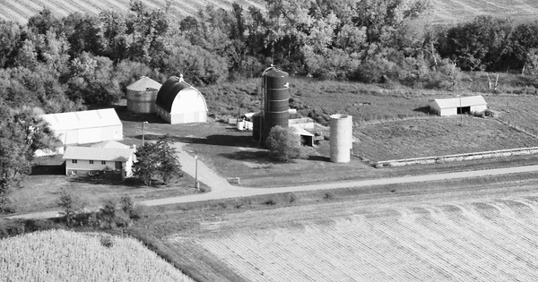 Vintage Aerial photo from 1989 in Clay County, SD