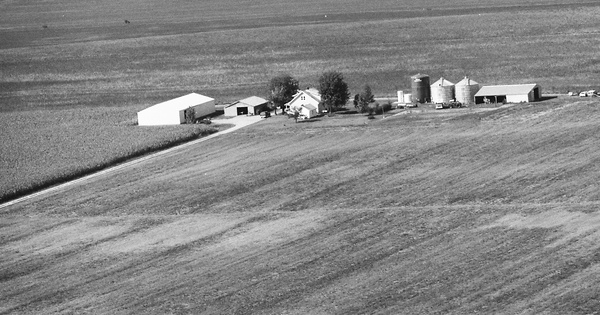 Vintage Aerial photo from 1989 in Clinton County, IL