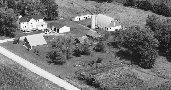 Vintage Aerial photo from 1981 in Steele County, MN