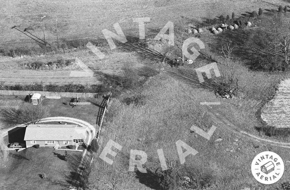 Vintage Aerial Kentucky Franklin County 1981 21IFR26