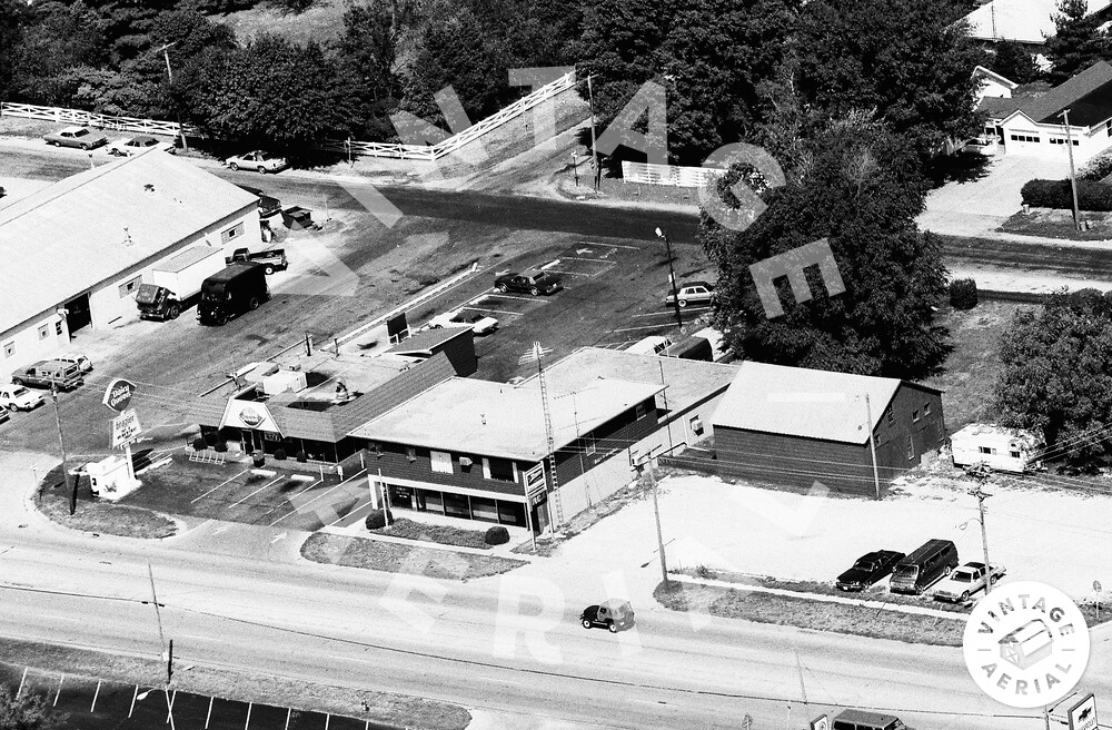 Vintage Aerial Illinois Douglas County 1983 7WDO33