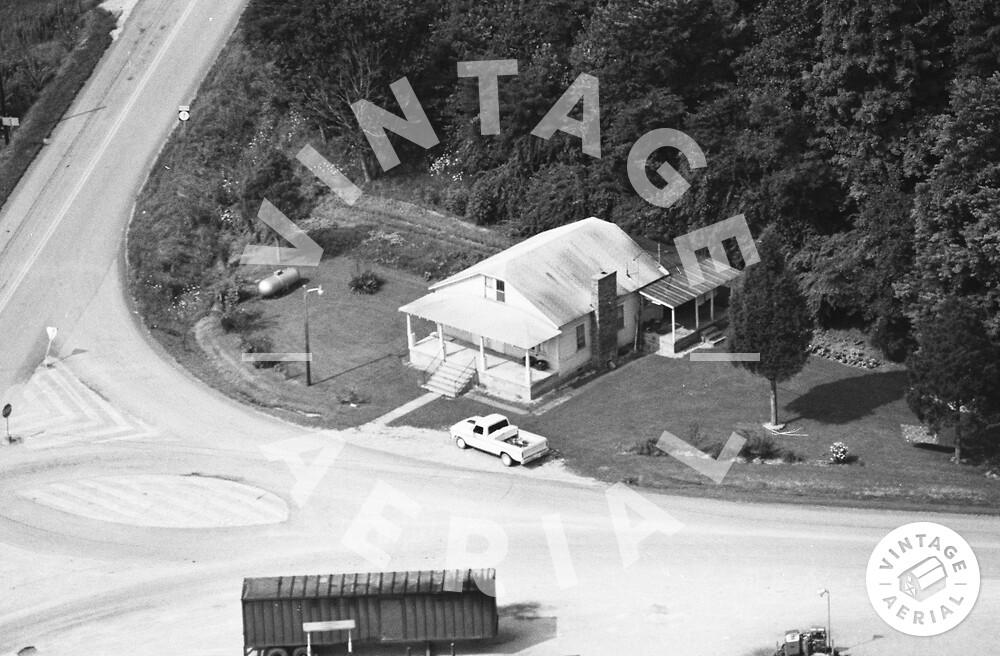 Vintage Aerial Kentucky Elliott County 1982 17WEL24