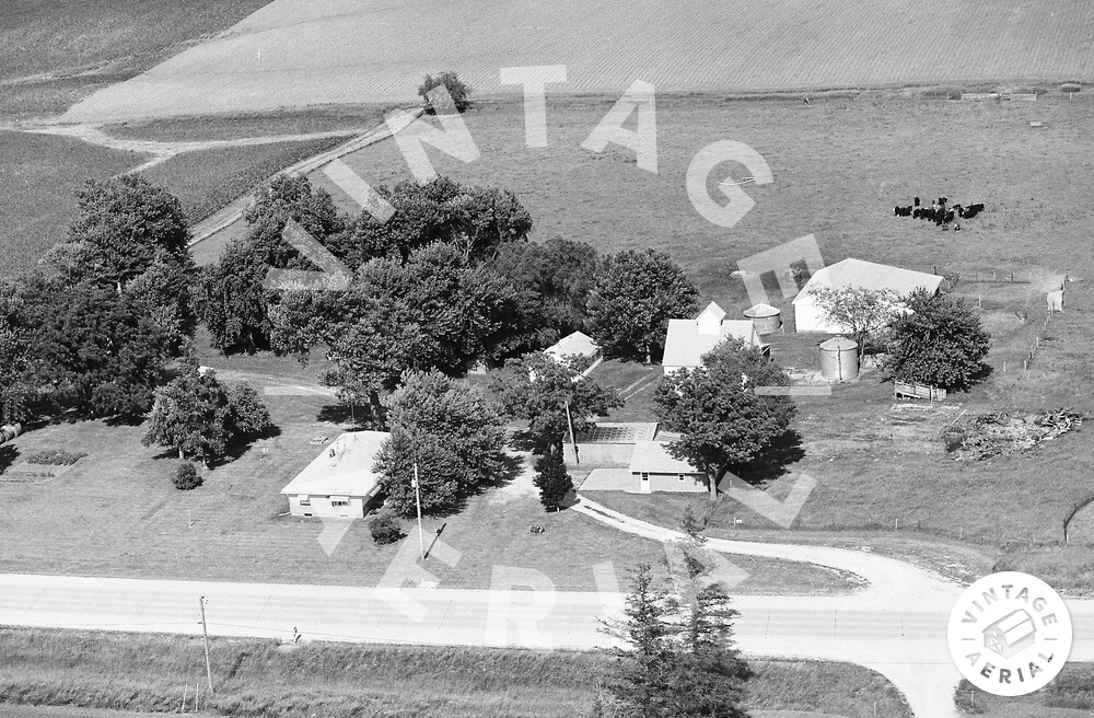 Vintage Aerial Iowa Tama County 1982 34FTM31