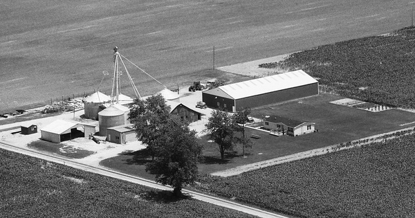 Vintage Aerial photo from 1990 in Macoupin County, IL