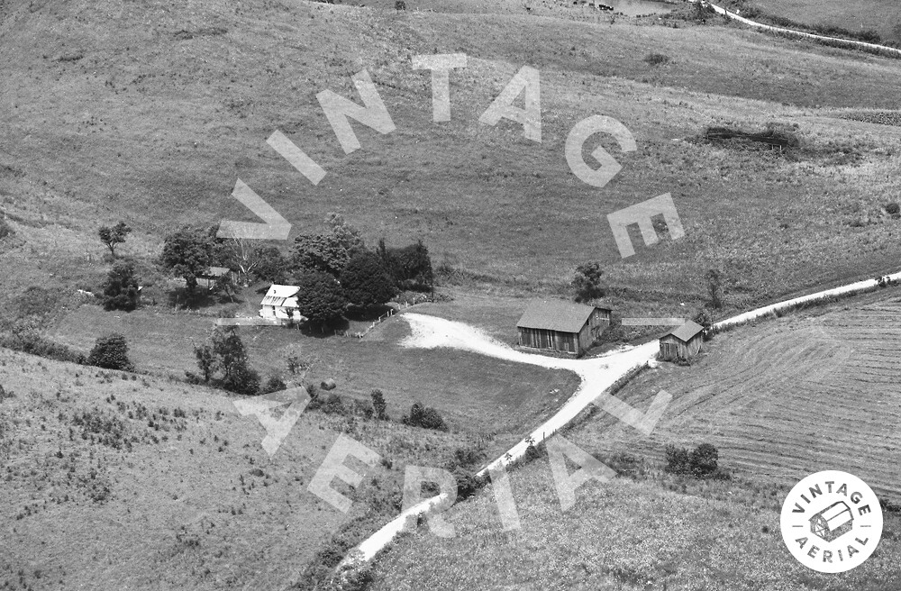 Vintage Aerial Kentucky Elliott County 1982 8WEL3