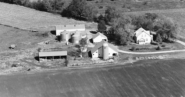 Vintage Aerial photo from 1980 in Washington County, IL