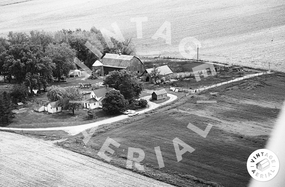 Vintage Aerial Iowa Clinton County 1970 28LCL11