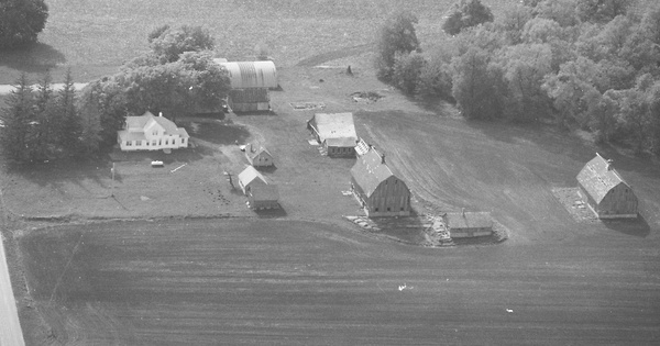 Vintage Aerial photo from 1998 in Blue Earth County, MN