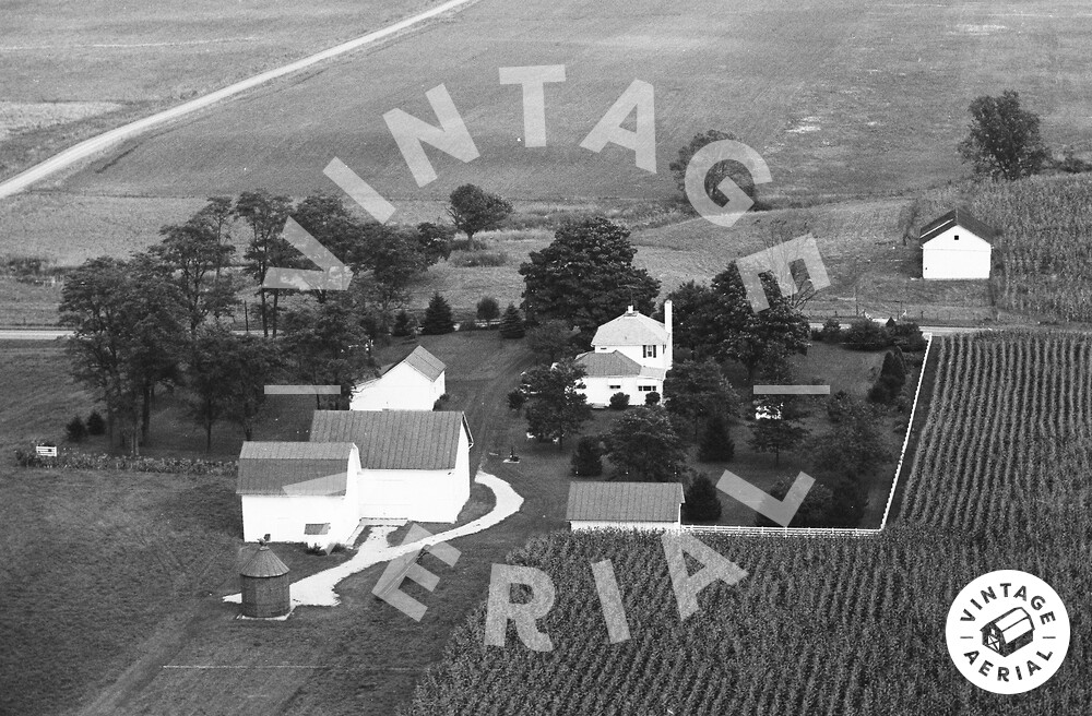 Vintage Aerial Ohio Knox County 1972 33LKN8