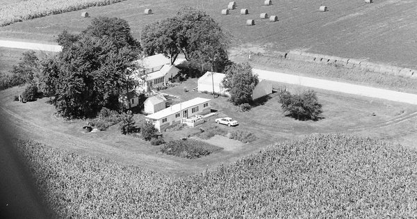 Vintage Aerial photo from 1995 in Hardin County, IA