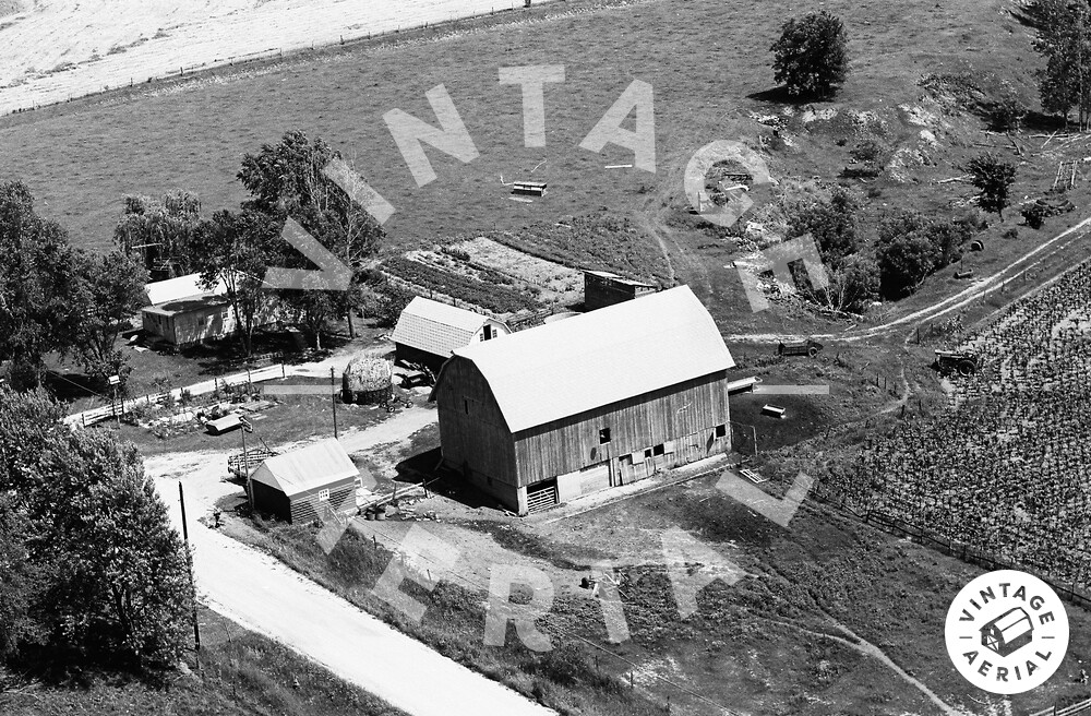 Vintage Aerial Iowa Fayette County 1971 77IFA34