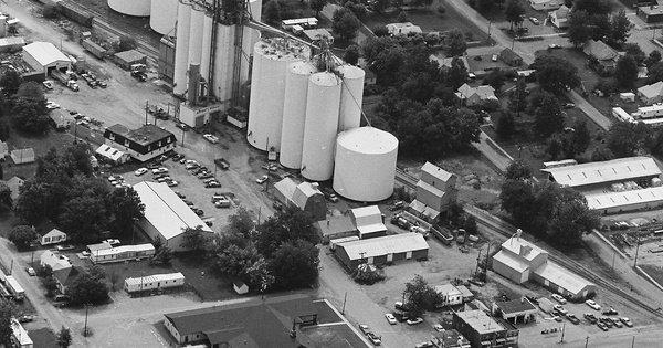 Vintage Aerial photo from 1981 in Wayne County, IL
