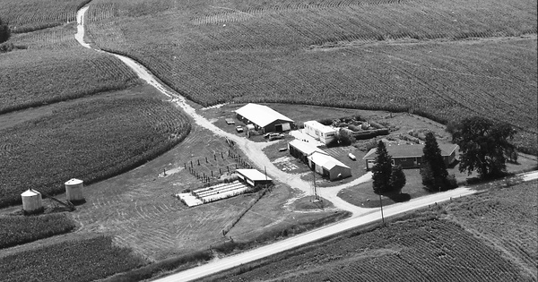 Vintage Aerial photo from 1989 in Benton County, IA