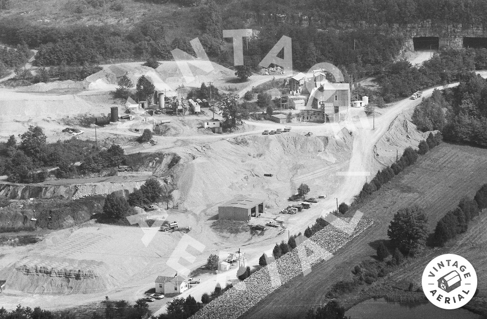 Historical Aerial Photos Kentucky Vintage Aerial | Kentucky | Casey County | 1979 | 62-Oca-12